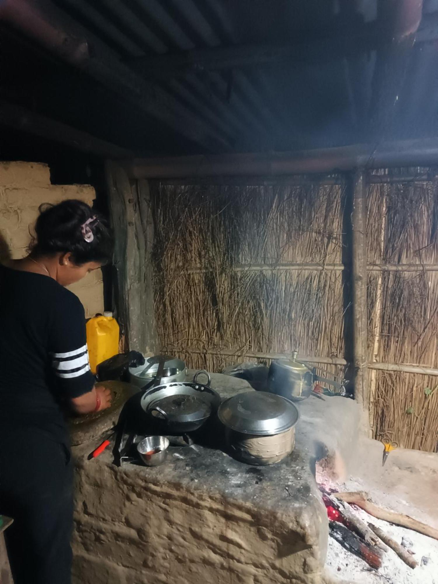 Nanu'S Bardiya Homestay Exterior photo