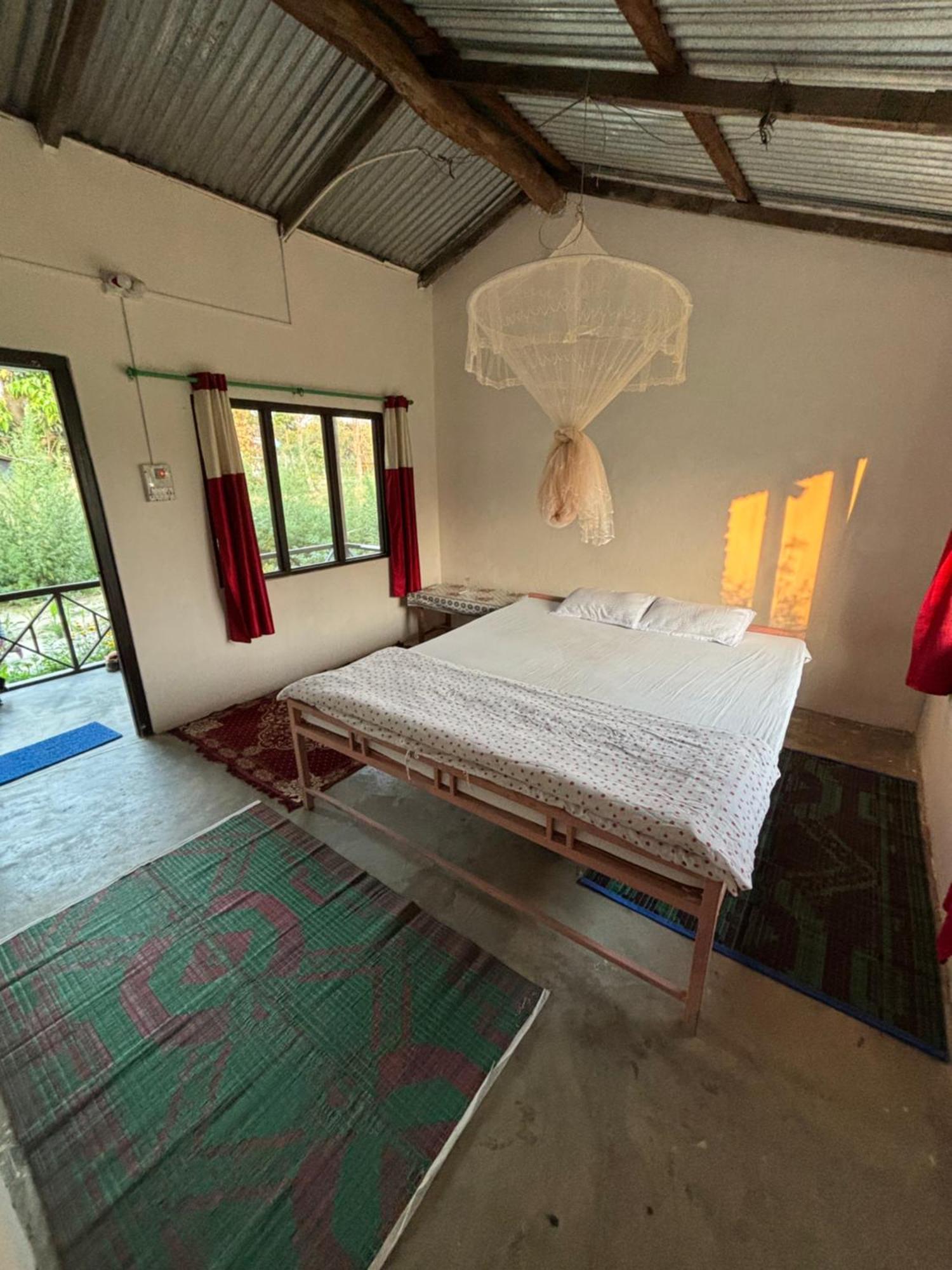 Nanu'S Bardiya Homestay Exterior photo